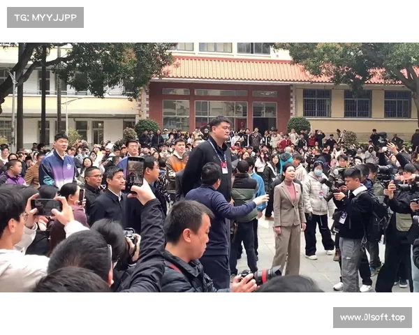 姚明苦战加时赛凭借关键一分险胜 展现无畏精神与领袖风采 姚明苦战加时赛凭借关键一分险胜 展现无畏精神与领袖风采